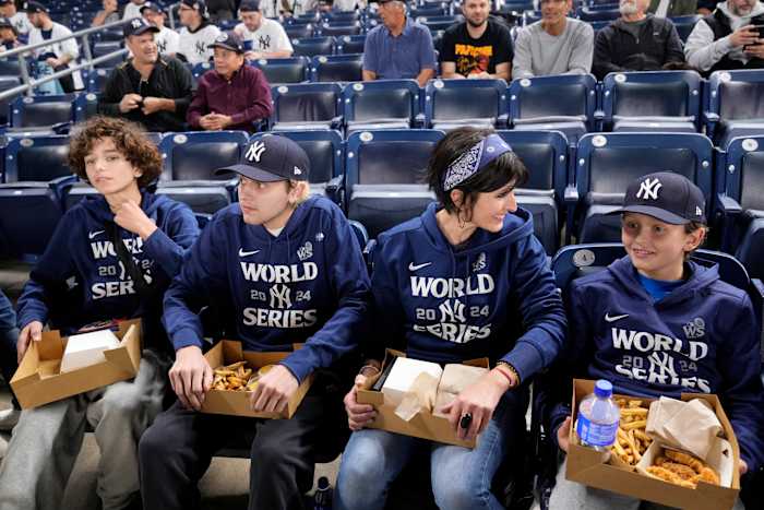Yankees-fans die zich bemoeiden met de vangst van Betts worden uitgesloten van Game 5 van de World Series