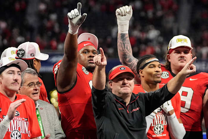 AP Top 25: Toppoll van Oregon, Georgia, Notre Dame, Texas gaat de play-off in; Tide scoort hoger dan SMU