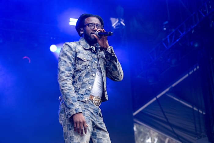 AP's topnummers van 2024: 'Texas Hold 'Em', 'Not Like Us', 'Igual Que Un Ángel' en meer