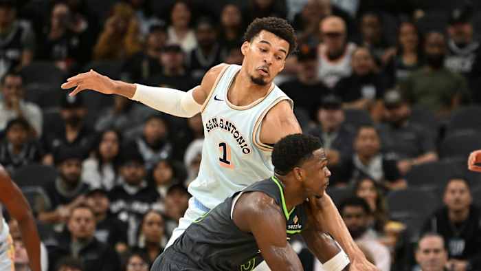 Anthony Edwards scoort 26 punten terwijl Timberwolves de San Antonio Spurs met 106-92 versloeg