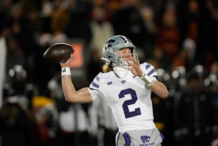 Atletiekdirecteuren van Iowa State en SMU in een 'blijf van mijn gazon'-moment met betrekking tot de laatste ranglijsten