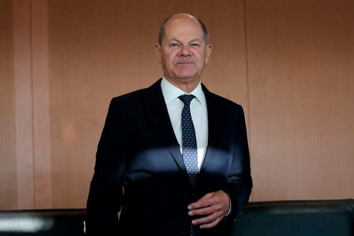 De Duitse bondskanselier Olaf Scholz is in Oekraïne voor zijn eerste bezoek in 2,5 jaar