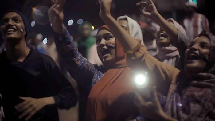De Soedan-documentaire vraagt ​​de wereld zich te herinneren hoe een hoopvolle revolutie een vergeten oorlog werd