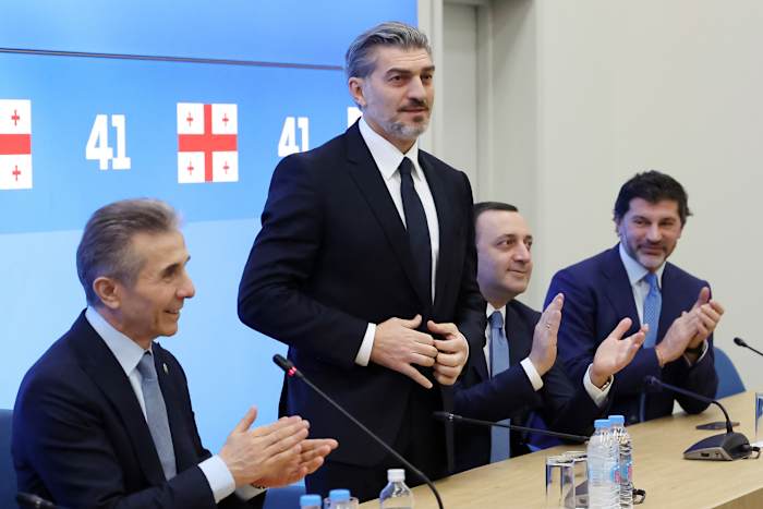 De VS hebben sancties opgelegd aan de oprichter van de regerende politieke partij in Georgië