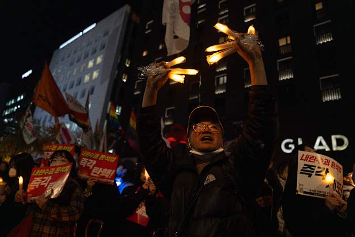 De Zuid-Koreaanse president verontschuldigt zich en zegt dat hij de verantwoordelijkheid op zich zal nemen voor een poging tot de staat van beleg