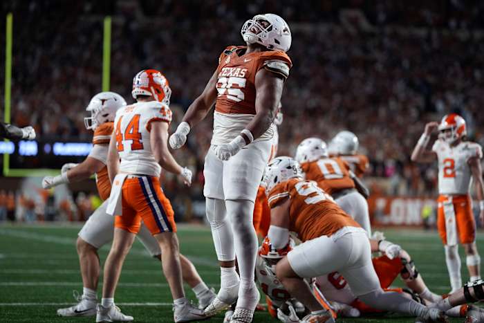 De doellijnmuur van Texas zal worden getest door de sloopkogel van Arizona State die terugloopt naar Scattebo