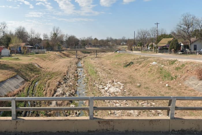 De in Washington aangenomen wet op de waterinfrastructuur zal rimpeleffecten hebben op de San Antonio-kreek