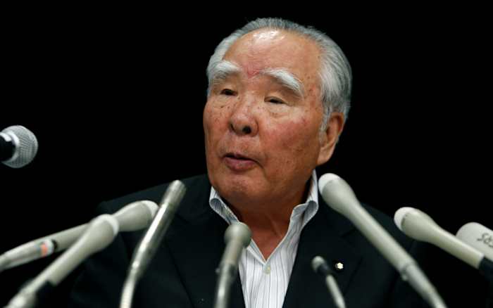 De voormalige baas van Suzuki Motor, Osamu Suzuki, die van de miniautofabrikant een wereldspeler maakte, sterft op 94-jarige leeftijd