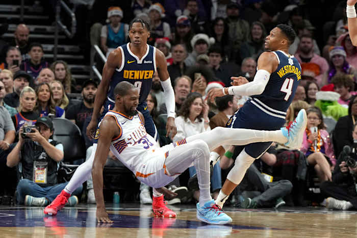 Durant en Beal scoren elk 27 punten, Suns versloeg Nuggets met 110-100 en sloot de kerstlijst af