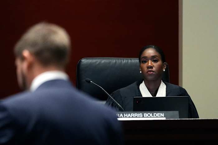 Een lynchen in de familie inspireerde Michigan's eerste zwarte vrouw die tot gerechtigheid werd gekozen om de wet na te streven