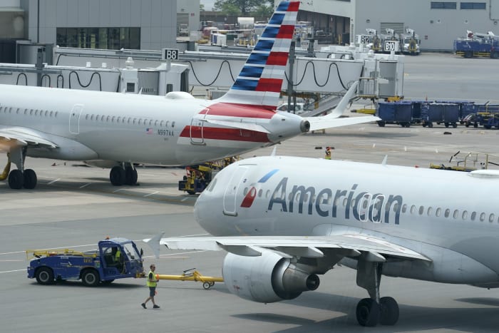 Een technisch probleem leidt tot vluchten van American Airlines door het hele land