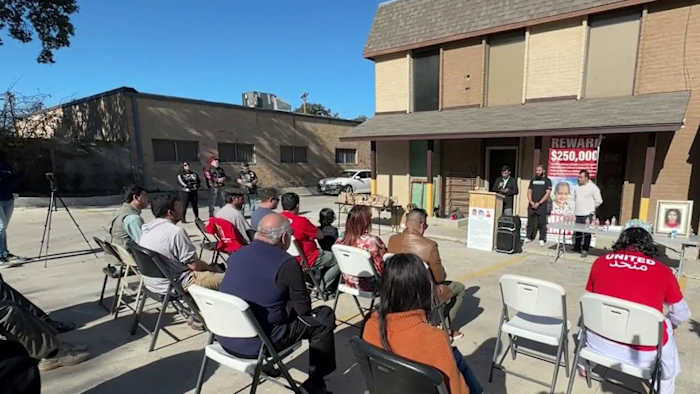 Familie houdt viering drie jaar na de verdwijning van Lina Khil, vader verhoogt de beloning met $30.000