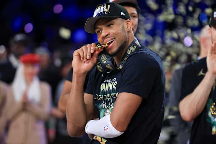 Giannis, Bucks gebruiken een spervuur ​​van drie punten om Thunder 97-81 te verslaan voor de NBA Cup-titel