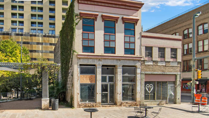 Historisch gebouw in Main Plaza in San Antonio komt op de markt