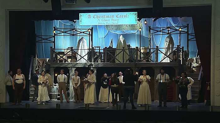 Hoe een non-profitorganisatie mensen met een visuele beperking helpt genieten van theater in San Antonio