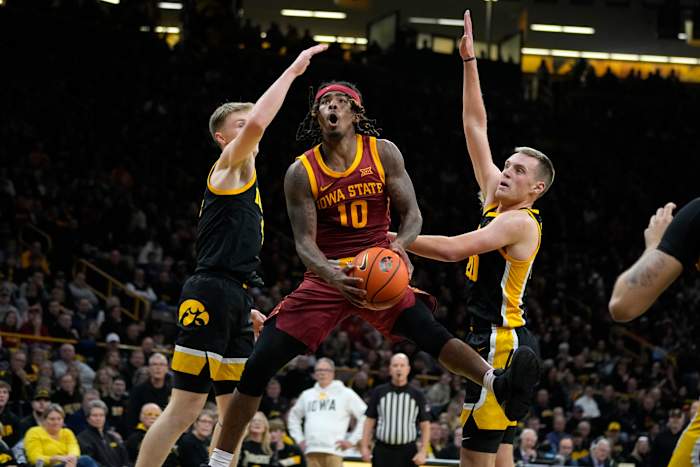 Jones, Jefferson helpen nr. 3 Iowa State langs Iowa, 89-80