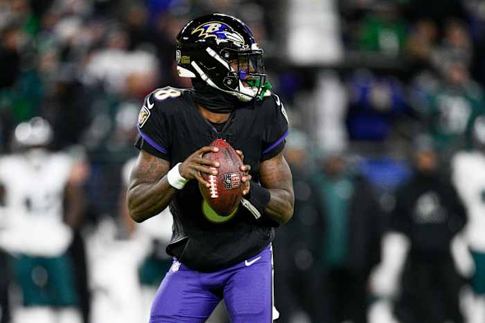 Lamar Jackson heeft problemen gehad tegen de Steelers. Nu zal hij eindelijk een groot thuispubliek hebben om te helpen
