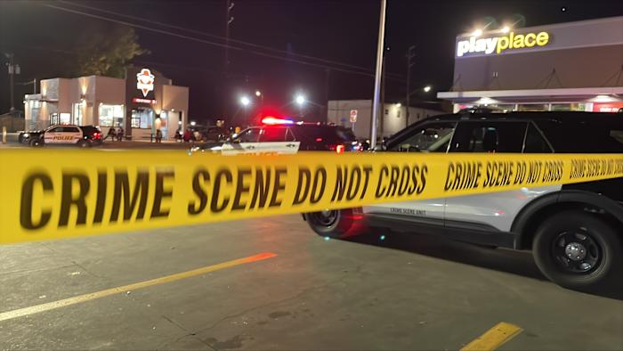 Man aangereden door voertuig en gedood in West Side, zegt de politie