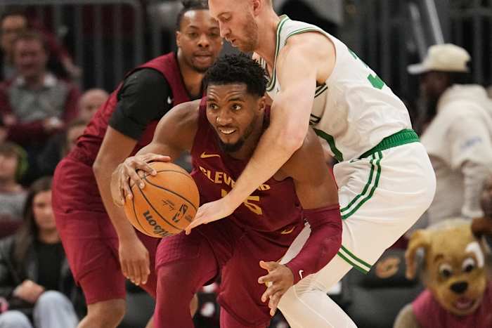 Mitchell scoort 35, Cavs maakt een einde aan de winning streak van Celtics met 115-111 overwinning in de matchup van East's elite