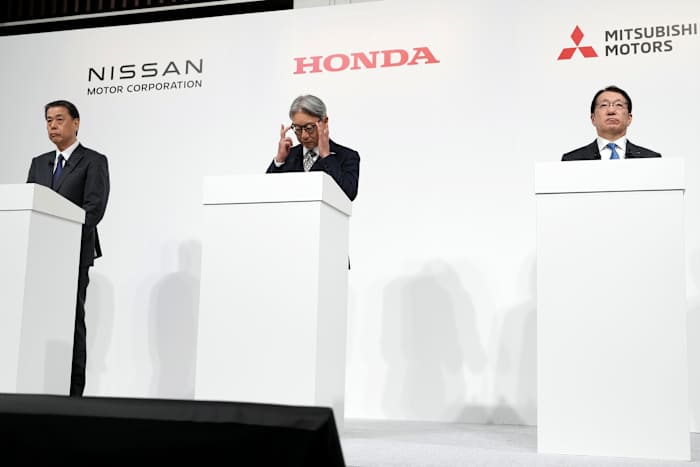 Nissan en Honda kondigen plannen aan om te fuseren, waardoor de derde autofabrikant ter wereld ontstaat