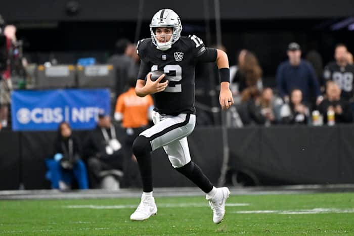 O'Connell passeert voor 257 yards en Raiders slippen in 10 wedstrijden met 19-14 overwinning op Jaguars