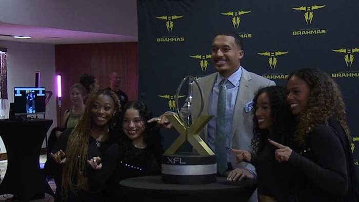 Reagan-alumnus Kellen Mond keert terug naar San Antonio, opgewonden om voor Brahmas te spelen