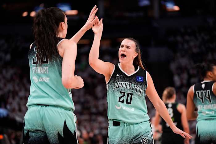 Sabrina Ionescu treedt toe tot Unrivaled als laatste speler van de nieuwe 3-tegen-3 competitie