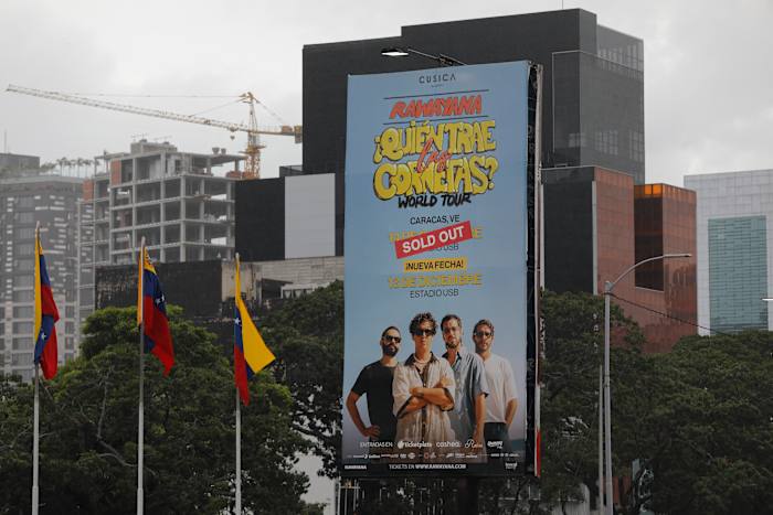 Venezolaanse popband die Maduro's tegenstander omarmde, annuleert tournee na zijn kritiek op de teksten