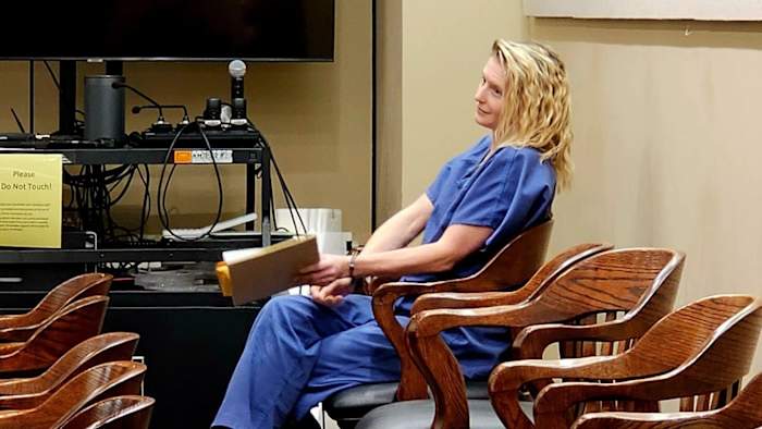 Vrouw op borgtocht vrijgelaten na achtervolging die eindigde op de parkeerplaats van Alamo Quarry Market