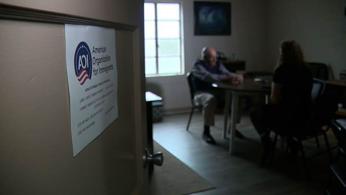 Wat zal er in 2025 met de immigratie gebeuren? Een belangenbehartigingsgroep voor immigranten uit San Antonio heeft vragen