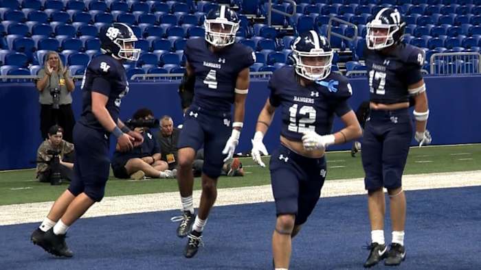 'Wij willen het team zijn dat hem er een kan bezorgen': Larry Hill, Smithson Valley op zoek naar de eerste staatstitel van het programma