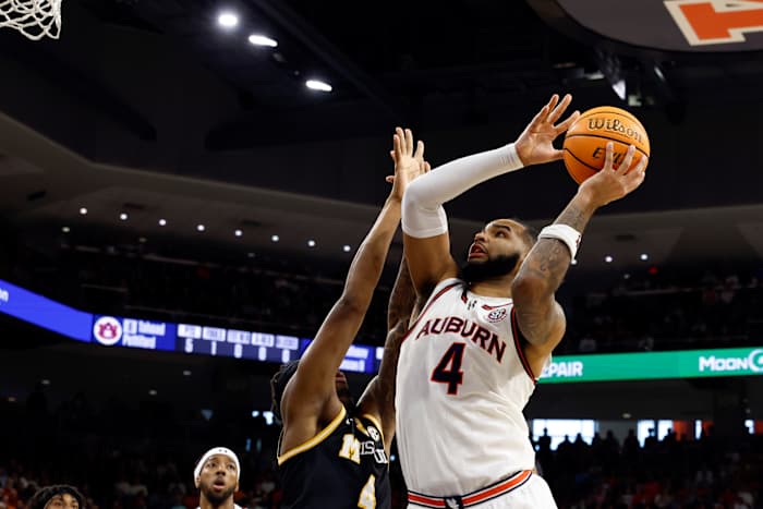 Auburn's Broome loopt 'aanzienlijke' enkelverstuiking op tijdens comeback-overwinning op South Carolina