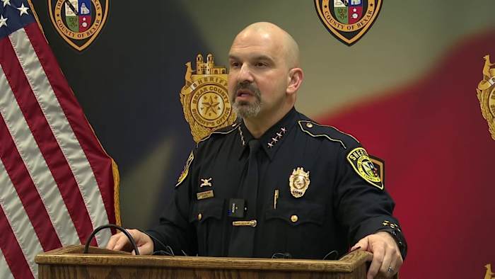 BCSO zegt dat chauffeur is neergeschoten in schijnbaar drie voertuigen Road Rage Incident in de buurt van Southside High School