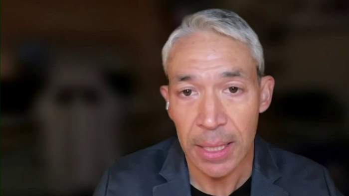 Burgemeester Nirenberg van San Antonio stelt economische reis naar Frankrijk uit vanwege de onzekerheid over het uitvoerend besluit van president Trump