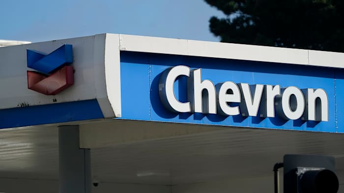 Chevron, Engine No. 1 en GE Vernova werken samen met het voeden van Amerikaanse datacenters, met AI in focus