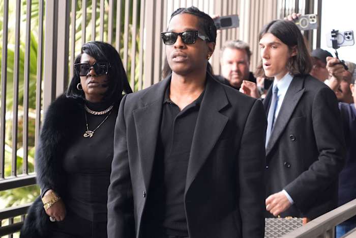 De advocaten van A$AP Rocky benoemen de aanklager als geldzoeker in de openingsverklaringen tijdens het proces