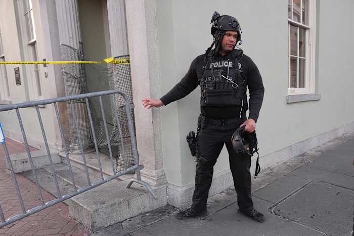 De verdachte van de crash in New Orleans waarbij tien mensen om het leven kwamen, is dood, zeggen wetshandhavers