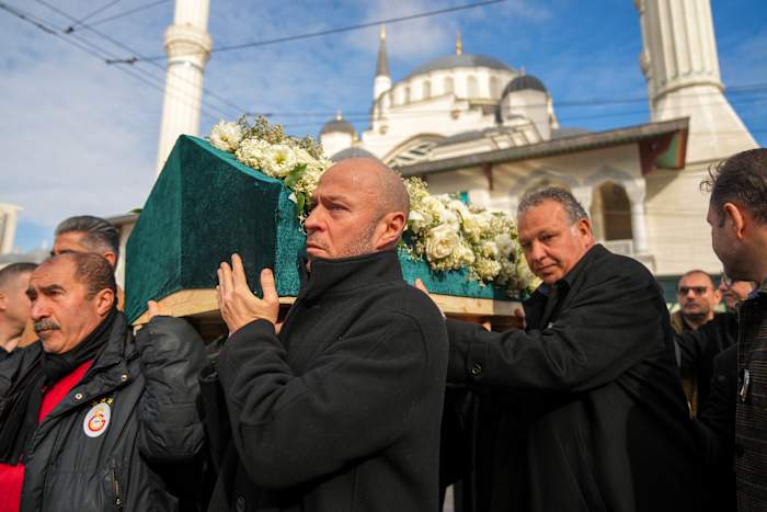 Destenties in dodelijk Turkse skigebied vuur stijgen tot 14