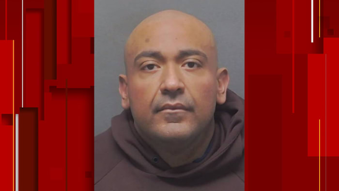 Ex-detective wordt voor de tweede keer in negen maanden aangeklaagd voor huiselijk geweld, beschuldigd van het bedreigen van een vrouw als ze naar de politie ging