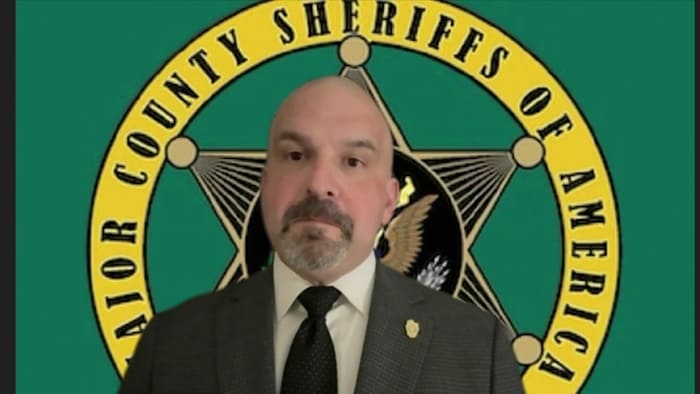 KSAT Q&A: Bexar County Sheriff Salazar zegt dat zijn afgevaardigden niet zijn 'gevraagd' om te helpen bij ijsaanvallen