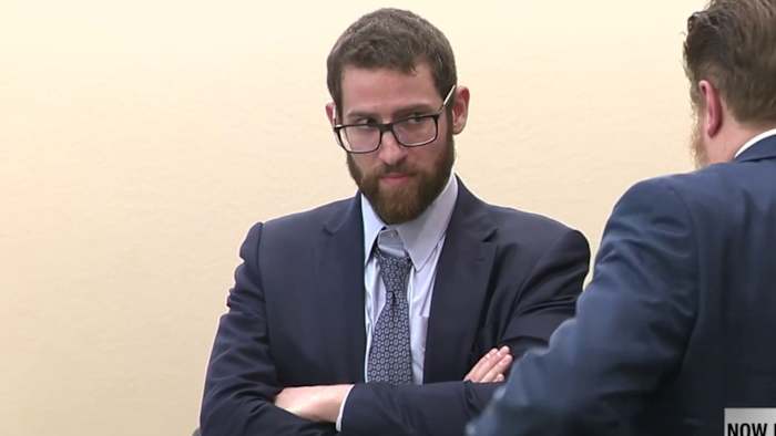 Laatste getuige getuigt in de vierde dag van de moordzaak tegen een man die ervan wordt beschuldigd zijn buurman dodelijk neer te schieten