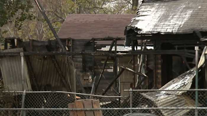 Man omgekomen bij huisbrand in West Side, zegt SAFD