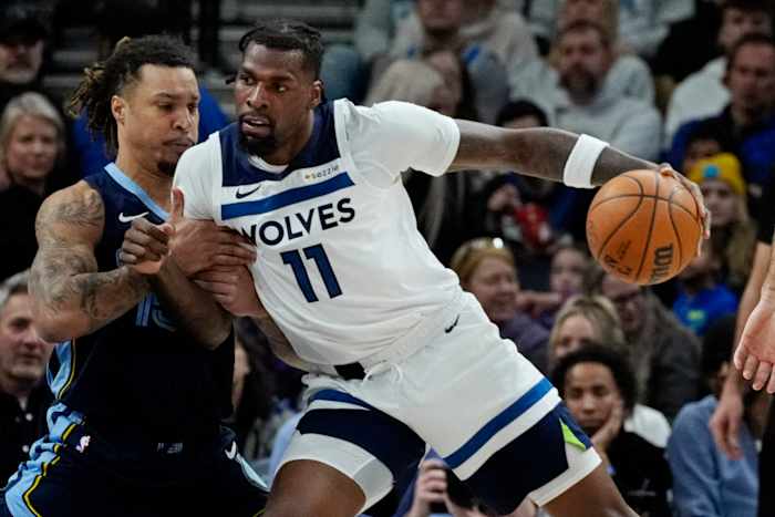 Morant slaat het tiebreakschot met nog 18 seconden te gaan terwijl Grizzlies Timberwolves met 127-125 verslaan
