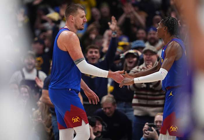 Nikola Jokic raakt 66-voet zware om zijn 5e rechte triple-double te markeren