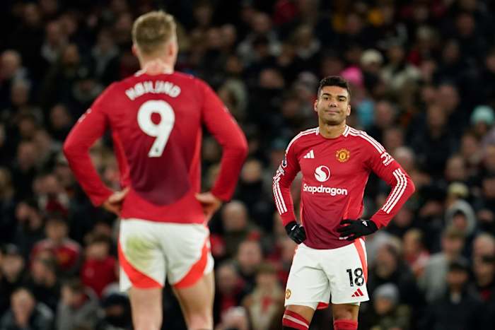 Sombere Man United verliest thuis opnieuw terwijl Ipswich Chelsea van streek maakt in de Premier League