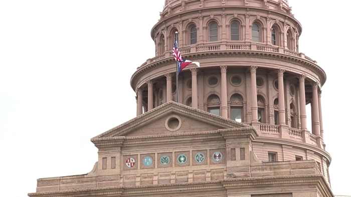 Staatsvertegenwoordiger dringt erop aan dat middelbare scholieren kunnen overstappen voor atletische doeleinden