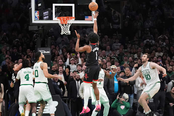 Thompson raakt game-winning shot en scoort 33 punten terwijl Rockets zich voorbij Celtics 114-112 verzamelt