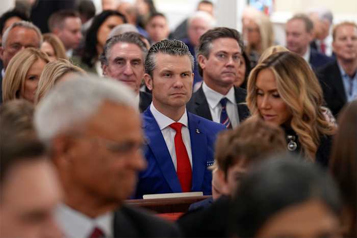 Trump benoemt waarnemend minister van Defensie, terwijl Hegseth nog niet is bevestigd