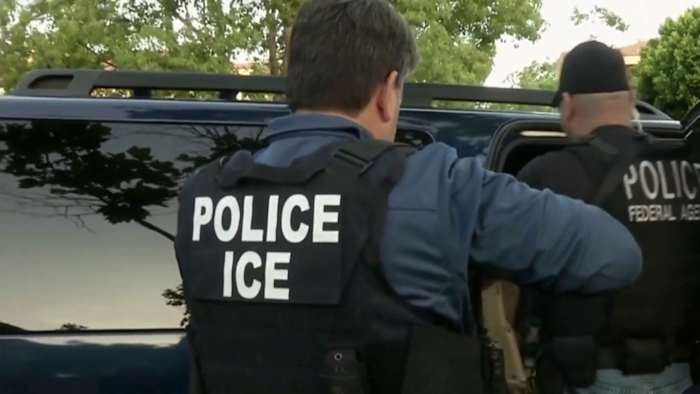 Trump's immigratiegerelateerde uitvoerende bevelen veroorzaakt onzekerheid in het migrantencentrum van San Antonio