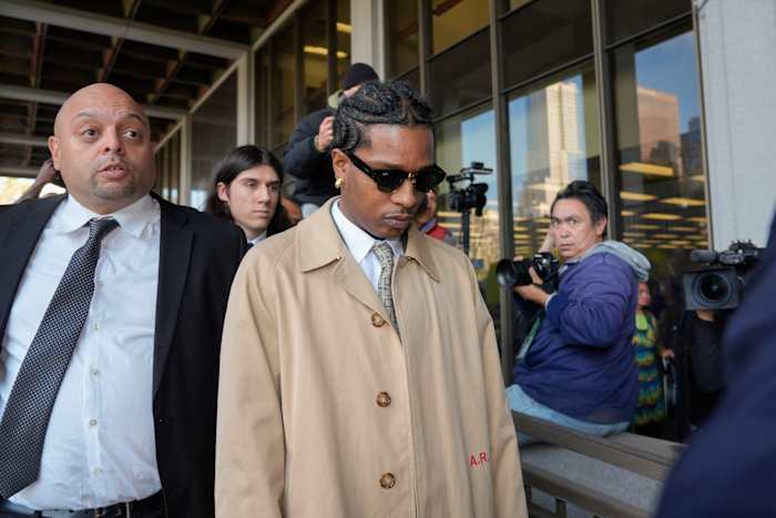 A $ AP Rocky Trial gaat naar het sluiten van argumenten. Heeft de rapper echte kogels of spaties ontslagen?